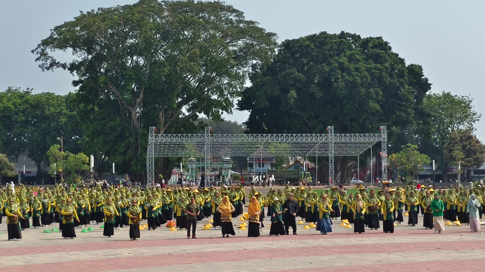 Gebyar Senam dan Tari Kolosal Meriahkan Harlah IGRA ke-24, 2.500 Peserta Padati Alun-Alun Tuban